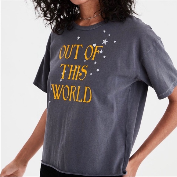 American Eagle Outfitters Tops - AMERICAN EAGLE Out Of This World Graphic Tee XL